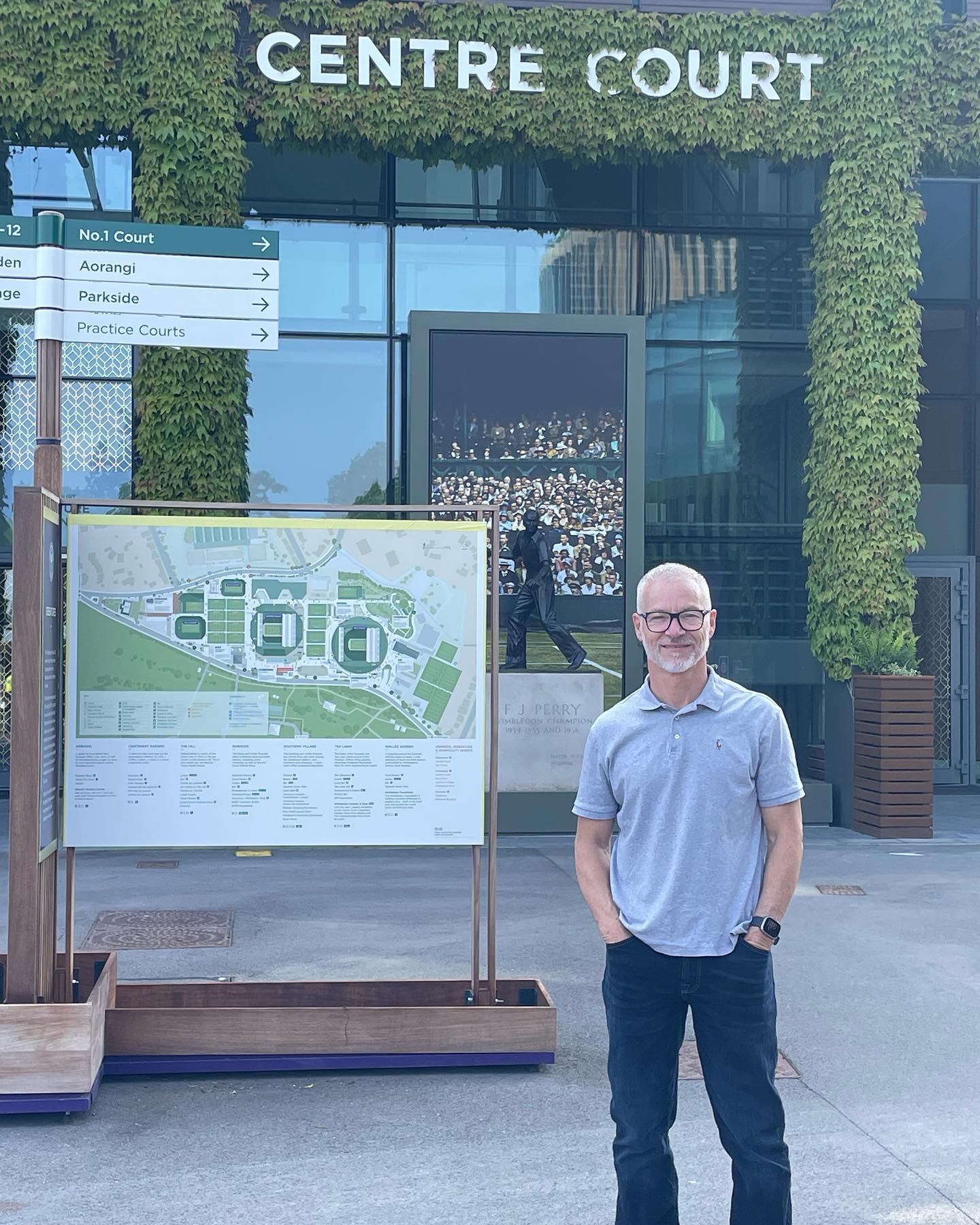 20240217-11-53-00AM-Unicus-Ron-Profile-003